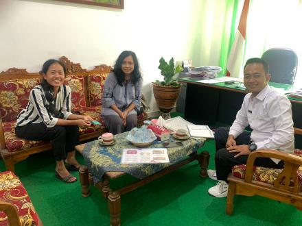 PEMERINTAH DESA KAYUPUTIH BEKERJASAMA DENGAN YAYASAN BALI UTARA METAYANA
